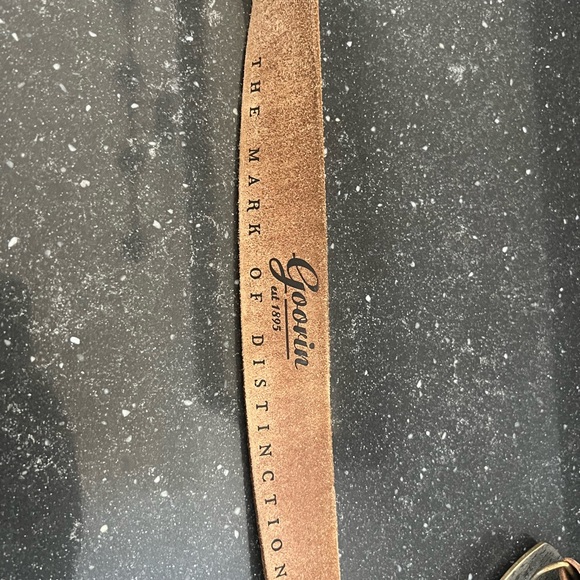 RARE Vintage Distressed Goorin Bros. Leather Men\'s Belt with Castle Buckle